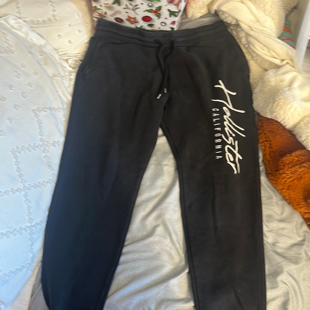 Hollister Men’s Joggers